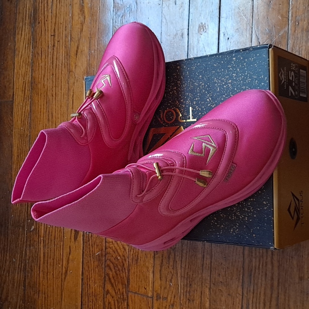 Tronus Pink high tops